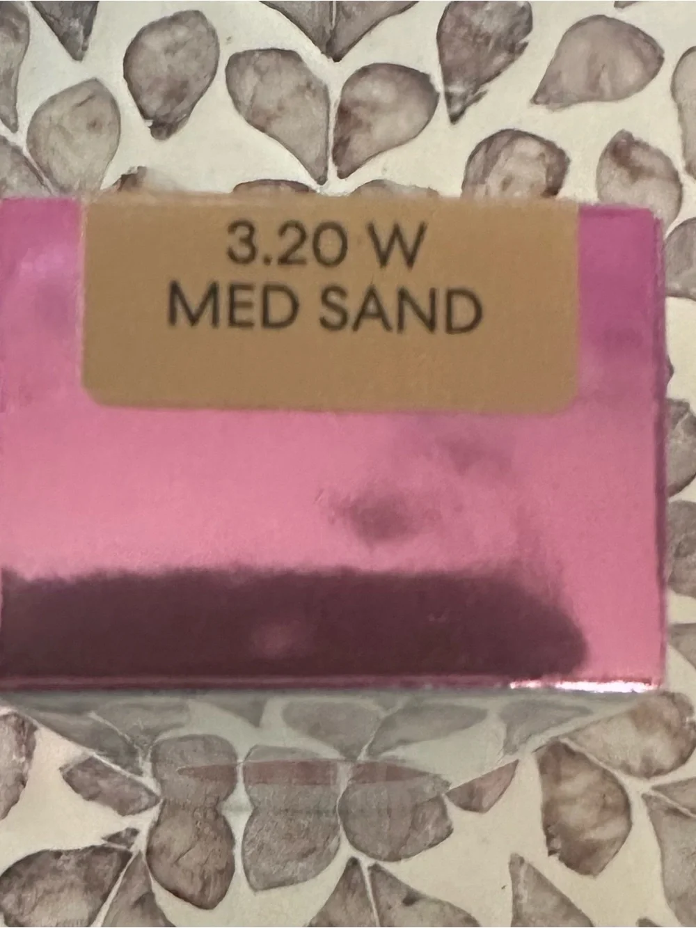 beautyblender BOUNCE Foundation 1.0 fl oz - Shade 3.20 W Medium Sand